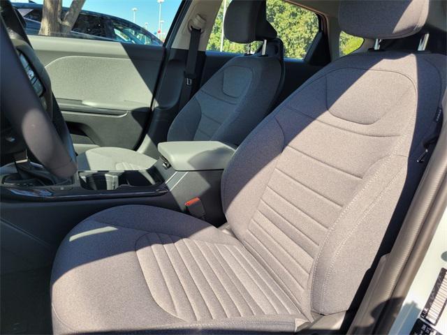 new 2025 Kia K4 car, priced at $25,165