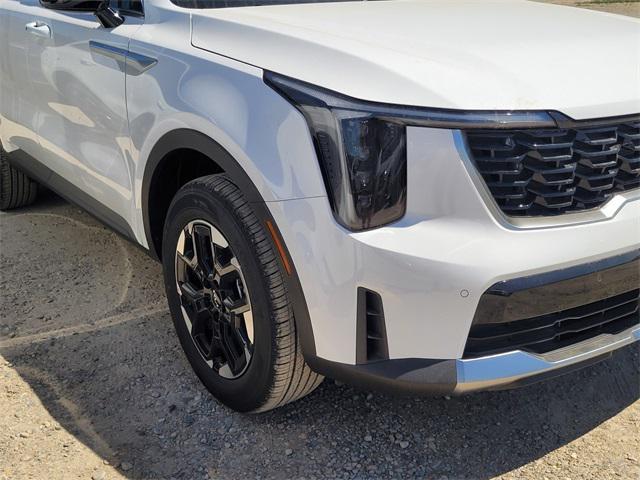 new 2025 Kia Sorento car, priced at $39,405