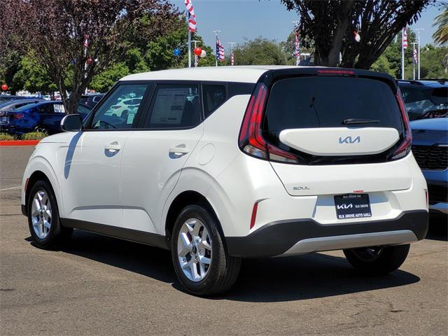 new 2025 Kia Soul car, priced at $22,510