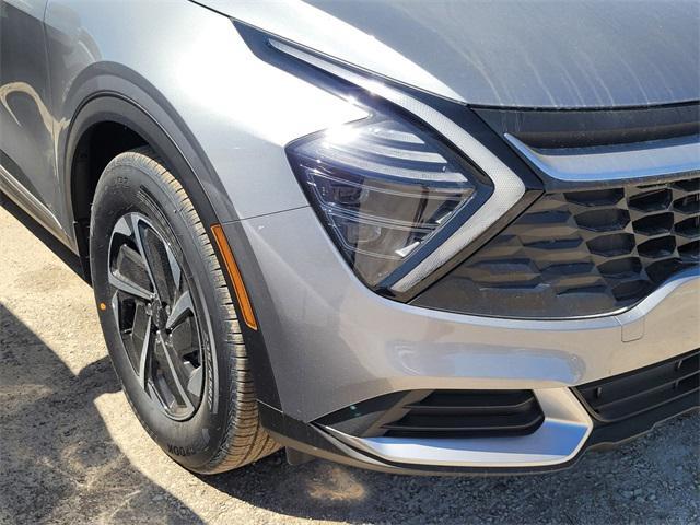 new 2025 Kia Sportage Hybrid car, priced at $30,995