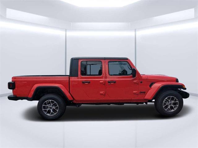 new 2024 Jeep Gladiator car, priced at $48,372