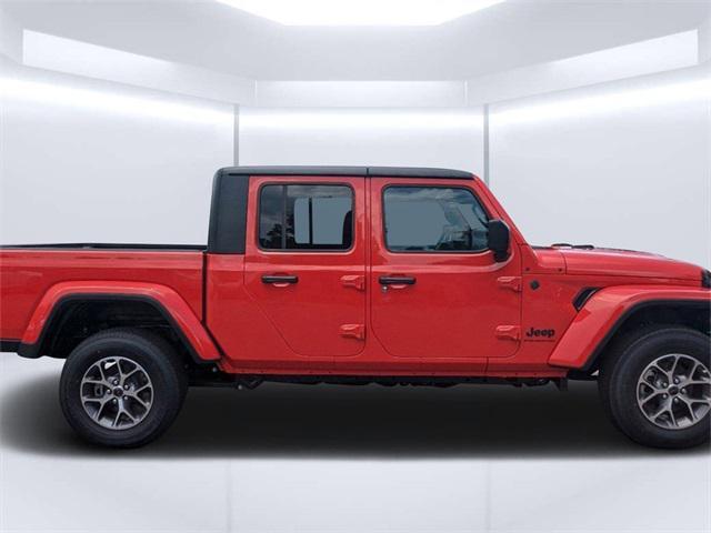 new 2024 Jeep Gladiator car, priced at $48,372