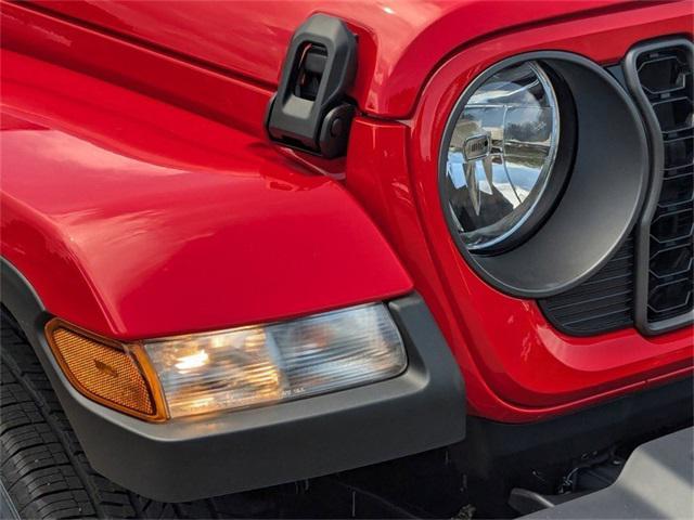 new 2024 Jeep Gladiator car, priced at $48,372