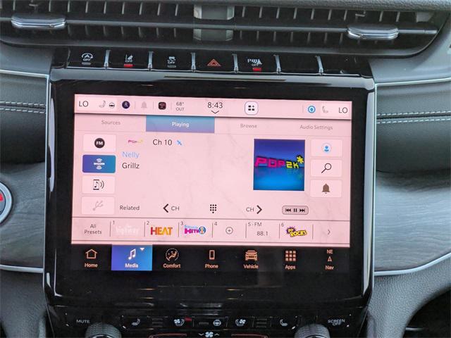 new 2025 Jeep Grand Cherokee car, priced at $48,030