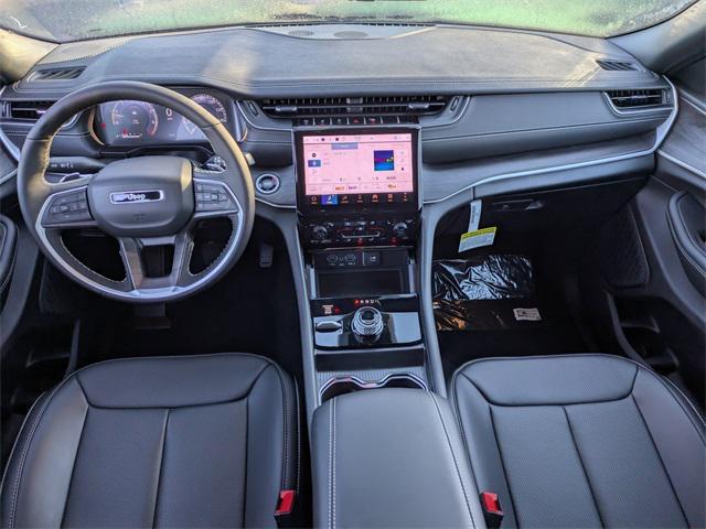 new 2025 Jeep Grand Cherokee car, priced at $48,030