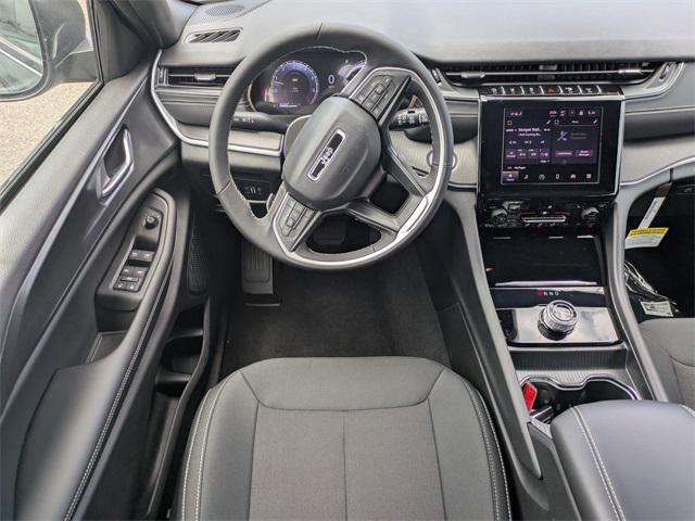 new 2025 Jeep Grand Cherokee car, priced at $41,845