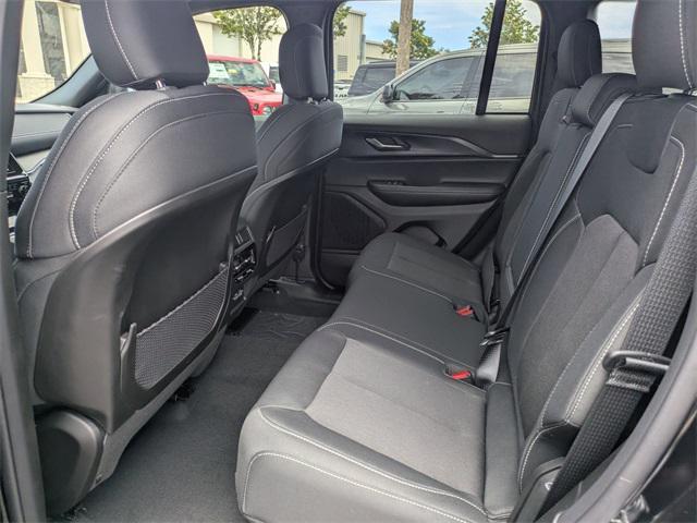 new 2025 Jeep Grand Cherokee car, priced at $41,845