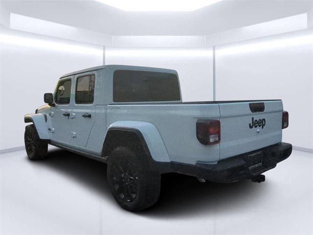 new 2025 Jeep Gladiator car, priced at $44,640