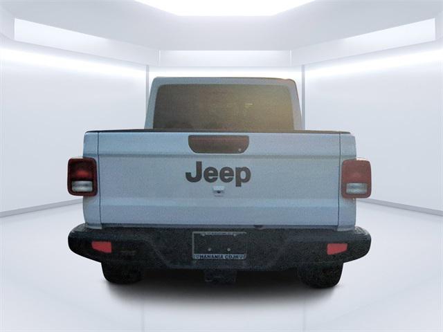 new 2025 Jeep Gladiator car, priced at $44,640