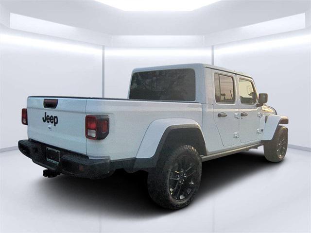 new 2025 Jeep Gladiator car, priced at $44,640