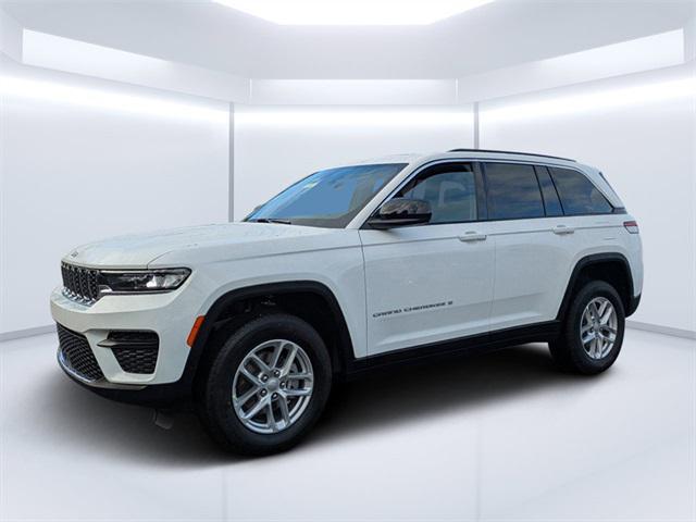 new 2025 Jeep Grand Cherokee car, priced at $39,580