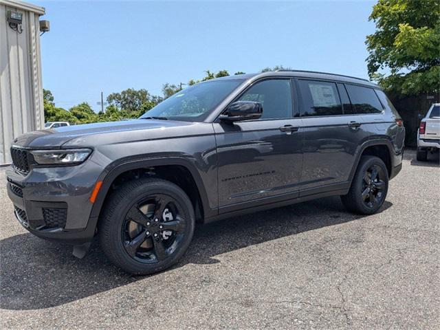 new 2024 Jeep Grand Cherokee L car, priced at $42,594