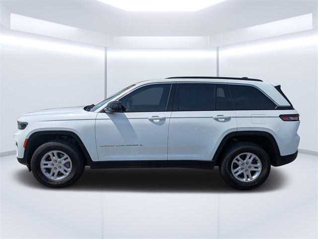 used 2024 Jeep Grand Cherokee car, priced at $32,987