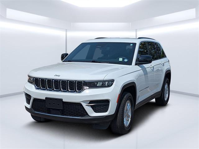 used 2024 Jeep Grand Cherokee car, priced at $32,987