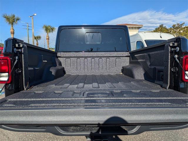 new 2025 Jeep Gladiator car, priced at $45,235