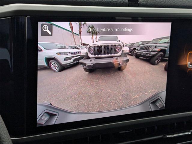 new 2025 Jeep Gladiator car, priced at $45,235