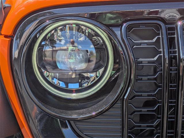 new 2025 Jeep Wrangler car, priced at $54,165