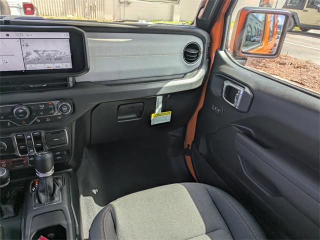 new 2025 Jeep Wrangler car, priced at $54,165