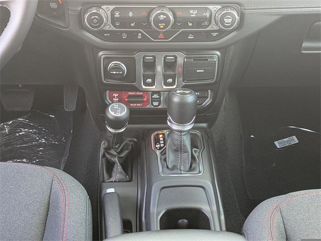 new 2025 Jeep Wrangler car, priced at $52,590