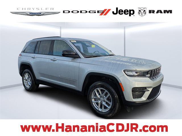 new 2025 Jeep Grand Cherokee car, priced at $40,175