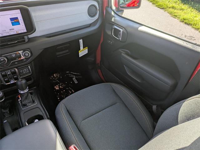 new 2025 Jeep Gladiator car, priced at $38,155
