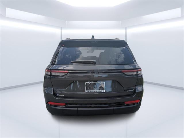 new 2025 Jeep Grand Cherokee car, priced at $45,655