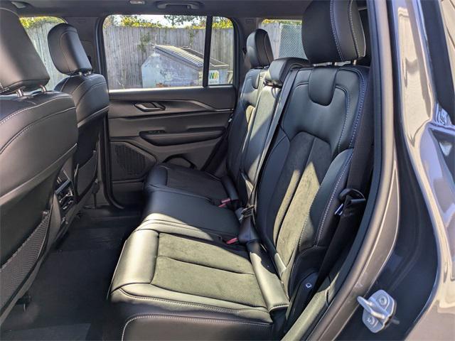 new 2025 Jeep Grand Cherokee car, priced at $41,495