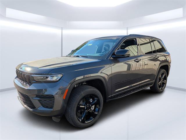new 2025 Jeep Grand Cherokee car, priced at $41,495