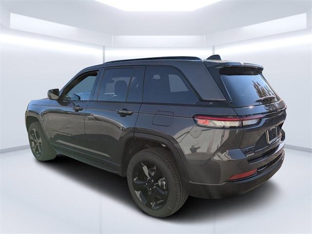 new 2025 Jeep Grand Cherokee car, priced at $41,495