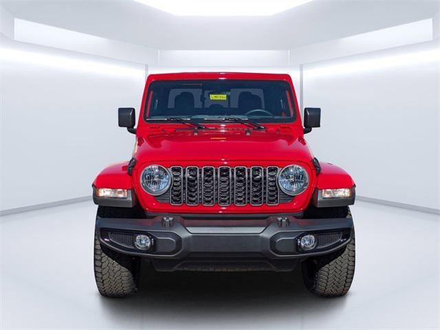 new 2025 Jeep Gladiator car, priced at $45,235