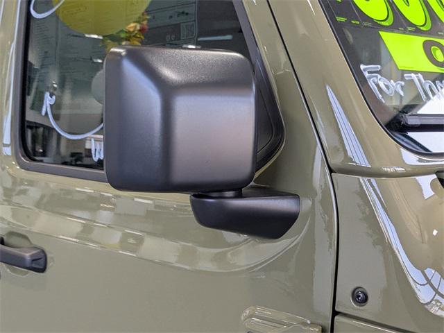 new 2025 Jeep Wrangler car, priced at $70,777