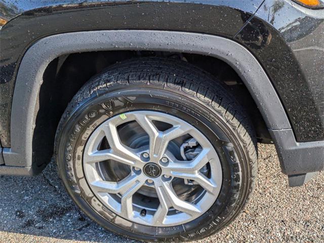 new 2025 Jeep Compass car, priced at $28,435