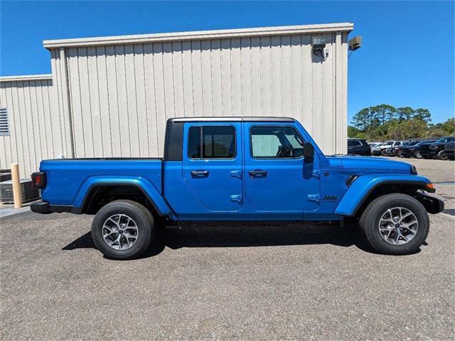 new 2024 Jeep Gladiator car, priced at $48,372