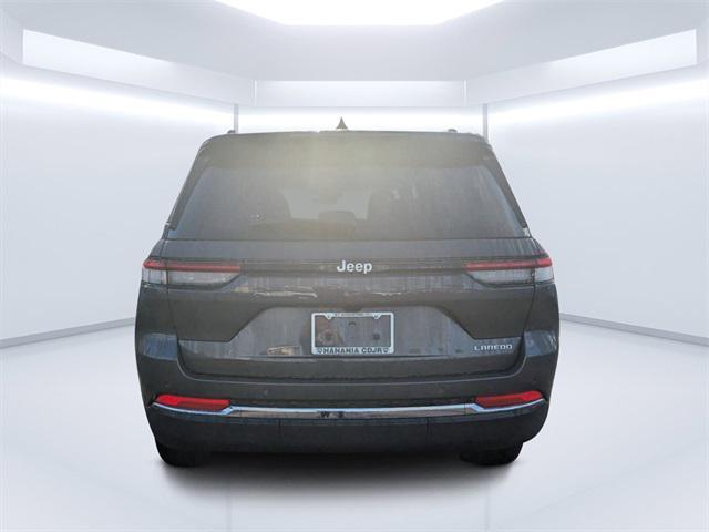 new 2025 Jeep Grand Cherokee car, priced at $40,175