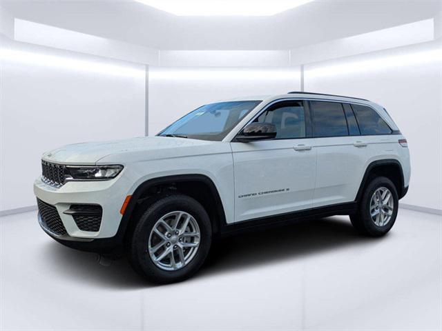 new 2025 Jeep Grand Cherokee car, priced at $39,580