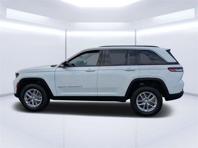 new 2025 Jeep Grand Cherokee car, priced at $39,580