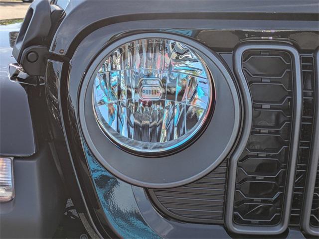 new 2025 Jeep Gladiator car, priced at $43,155
