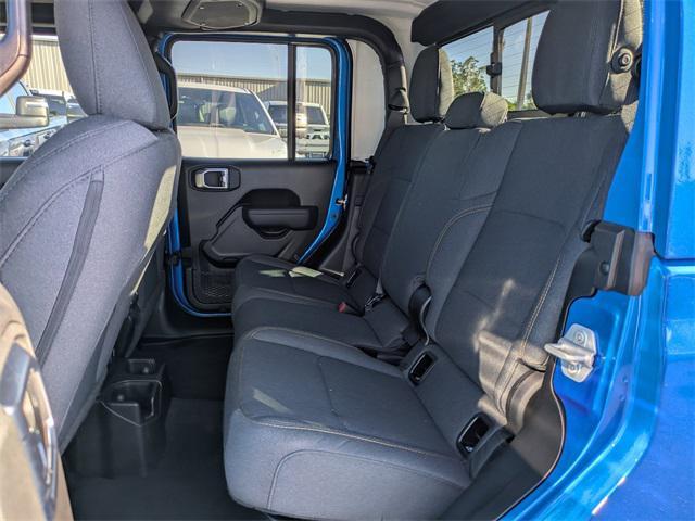 new 2025 Jeep Gladiator car, priced at $48,540