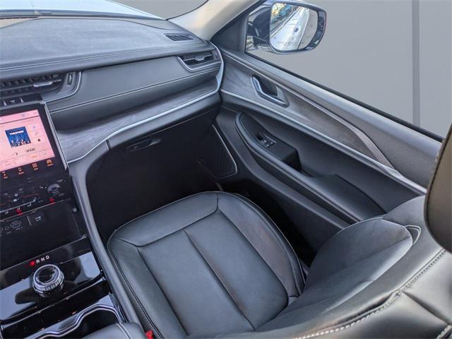 used 2021 Jeep Grand Cherokee L car, priced at $25,571