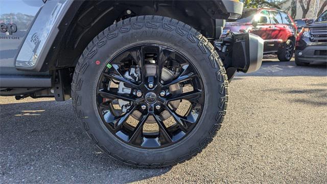 new 2025 Jeep Gladiator car, priced at $38,203