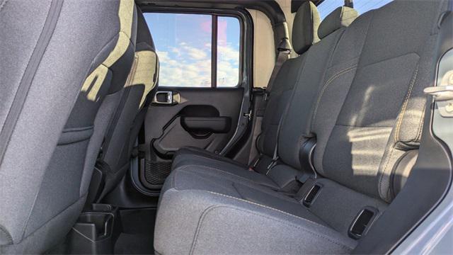 new 2025 Jeep Gladiator car, priced at $38,203