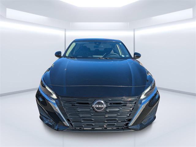 used 2023 Nissan Altima car, priced at $18,387