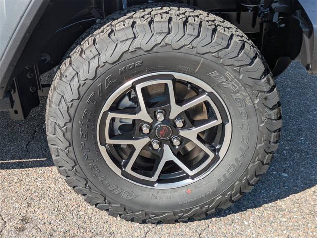 new 2025 Jeep Wrangler car, priced at $55,600