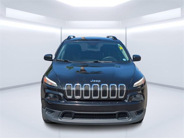used 2016 Jeep Cherokee car, priced at $10,999