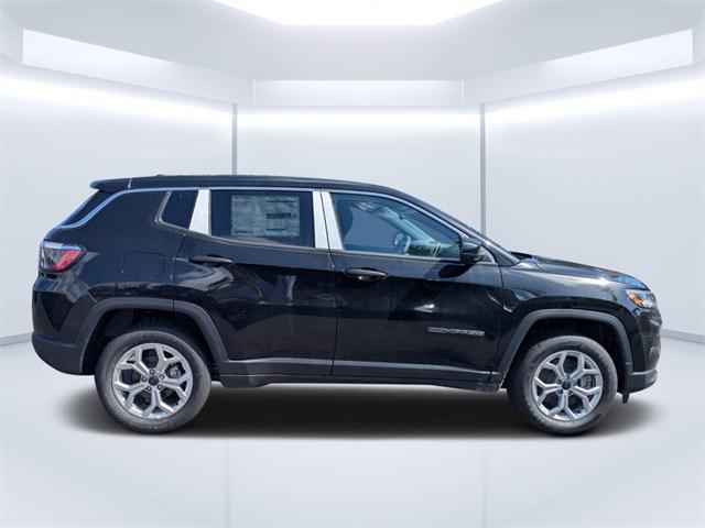 new 2025 Jeep Compass car, priced at $28,435