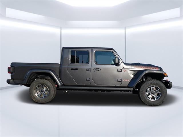 new 2025 Jeep Gladiator car, priced at $52,745