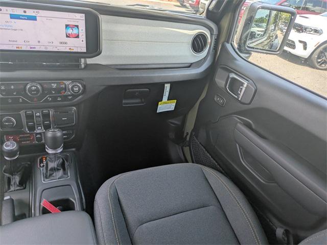 new 2025 Jeep Wrangler car