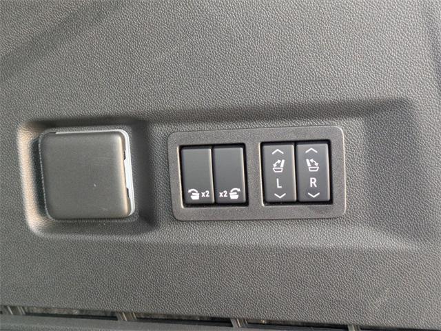 used 2025 GMC Yukon car, priced at $99,777