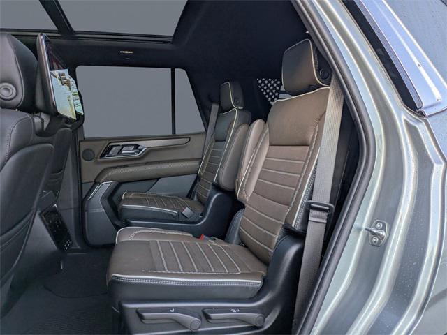 used 2025 GMC Yukon car, priced at $99,777