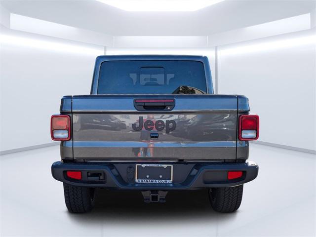 new 2025 Jeep Gladiator car, priced at $45,235